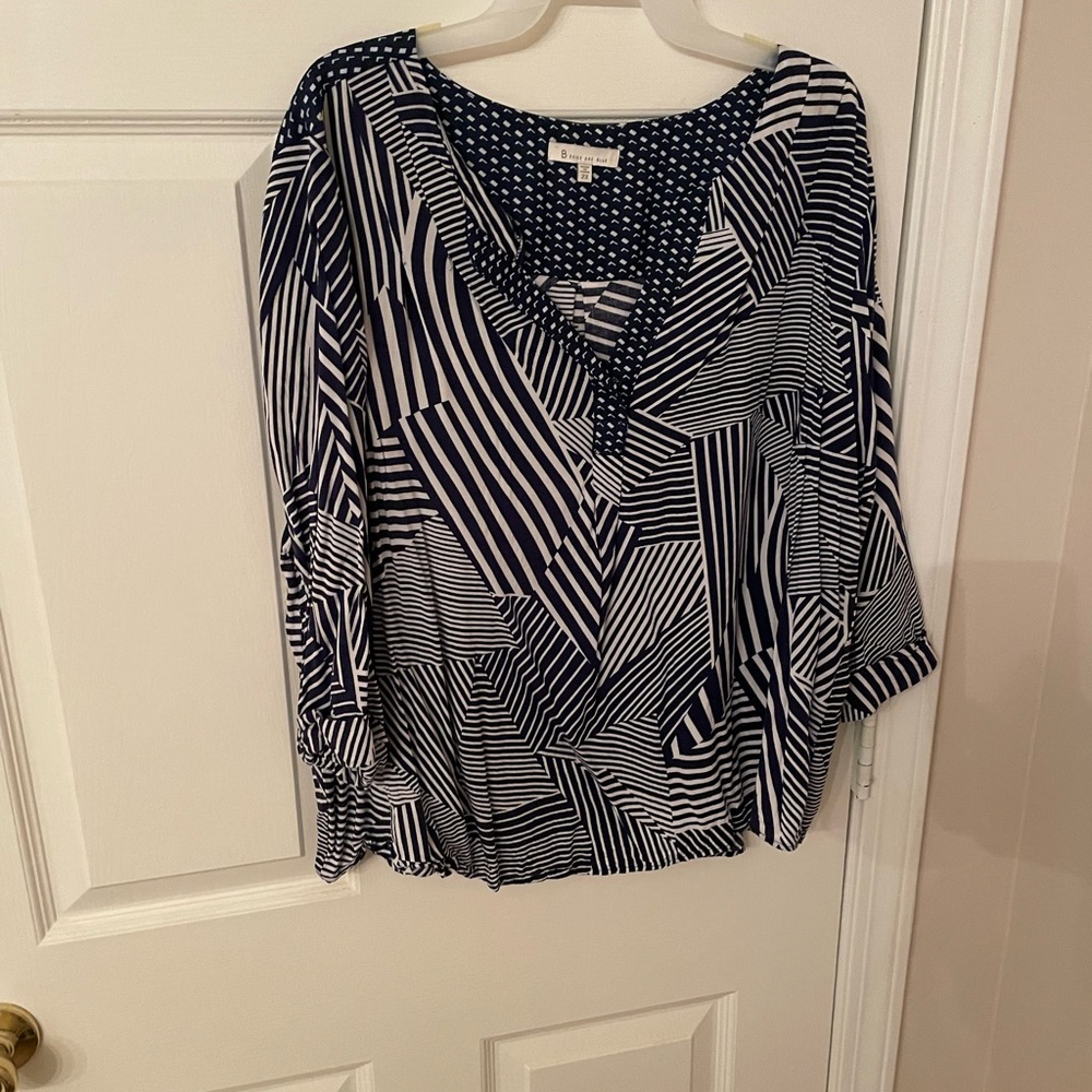 Navy and White Geometric Women's Top